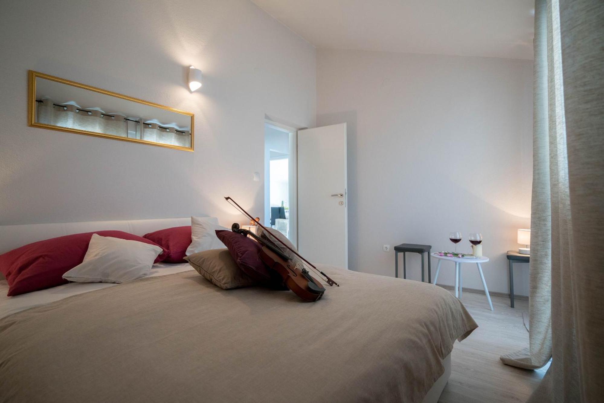 Apartments Sonata Omiš Exterior foto