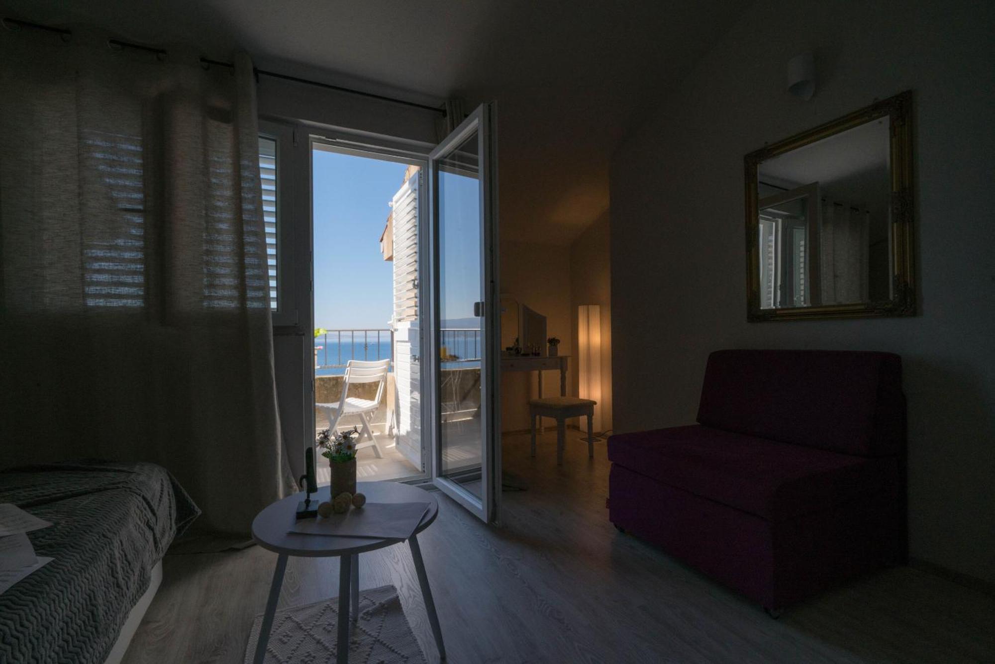 Apartments Sonata Omiš Exterior foto